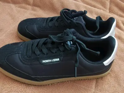Zapatillas North Star negras - miniatura 1