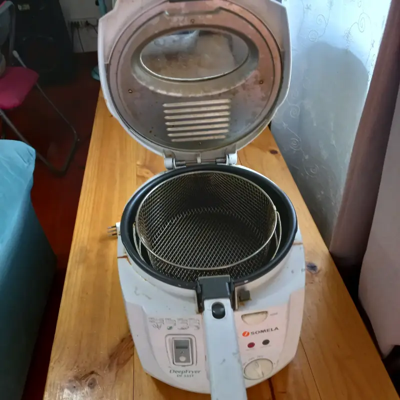 Freidora eléctrica usada - 2