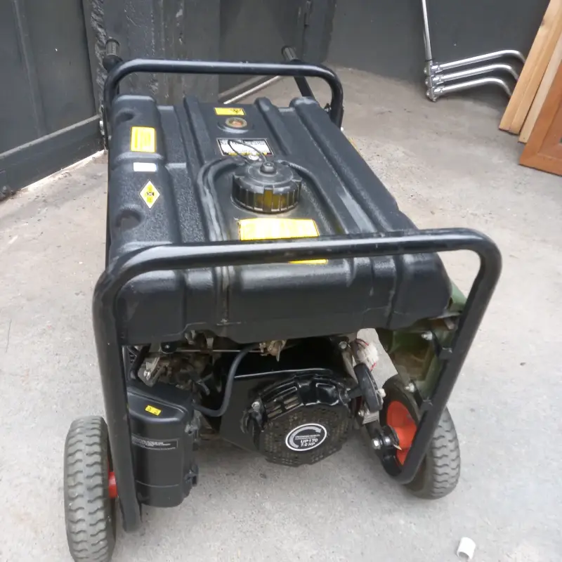 Generador portátil a gasolina - 2