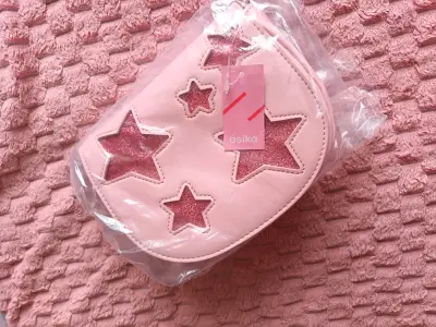 Cartera rosa con estrellas - miniatura 2
