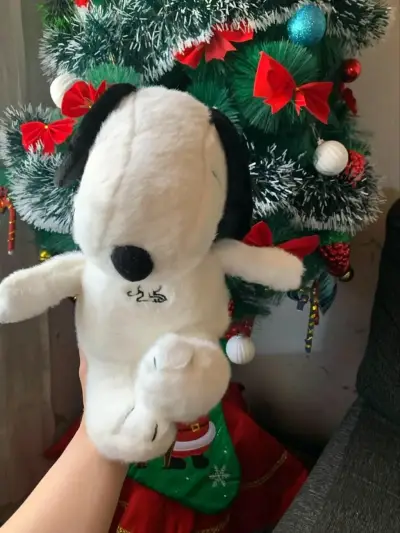 Peluche Snoopy Respira, Luz y Sonido - miniatura 1