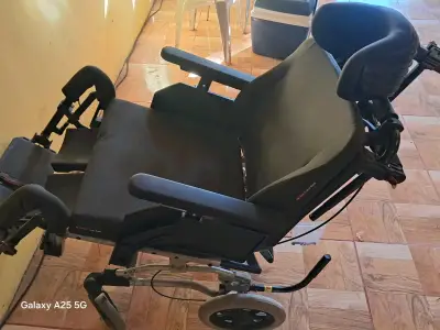 Silla de ruedas neurologica - miniatura 1