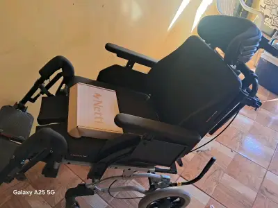 Silla de ruedas neurologica - miniatura 4