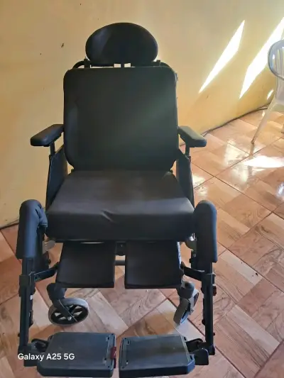 Silla de ruedas neurologica - miniatura 5