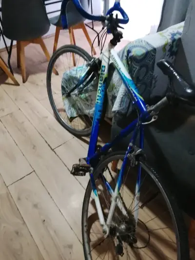 Bicicleta de carretera Bianchi azul - miniatura 5