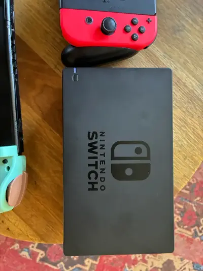 Consola Nintendo Switch con Joy-Cons - miniatura 3