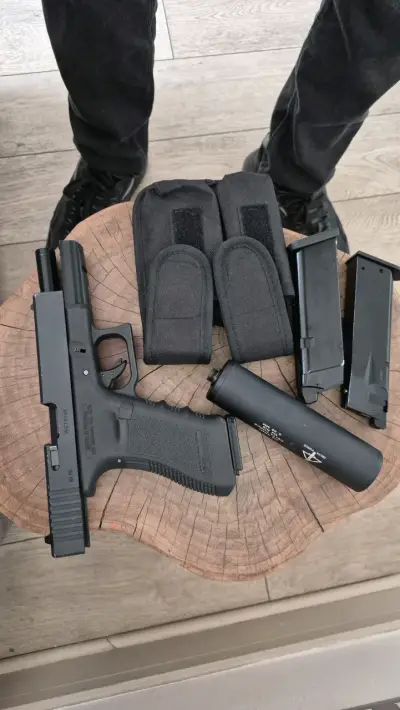 Pistola Air soft Glock - miniatura 1