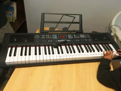 Teclado electrónico con micrófono - miniatura 1
