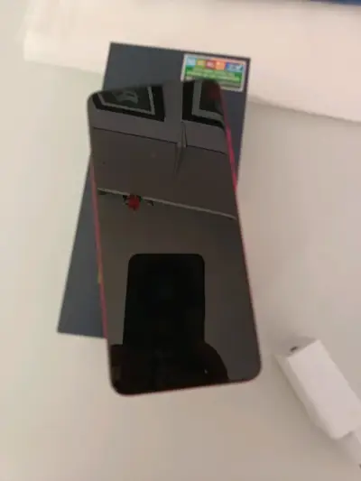 Smartphone Motorola rojo - miniatura 4