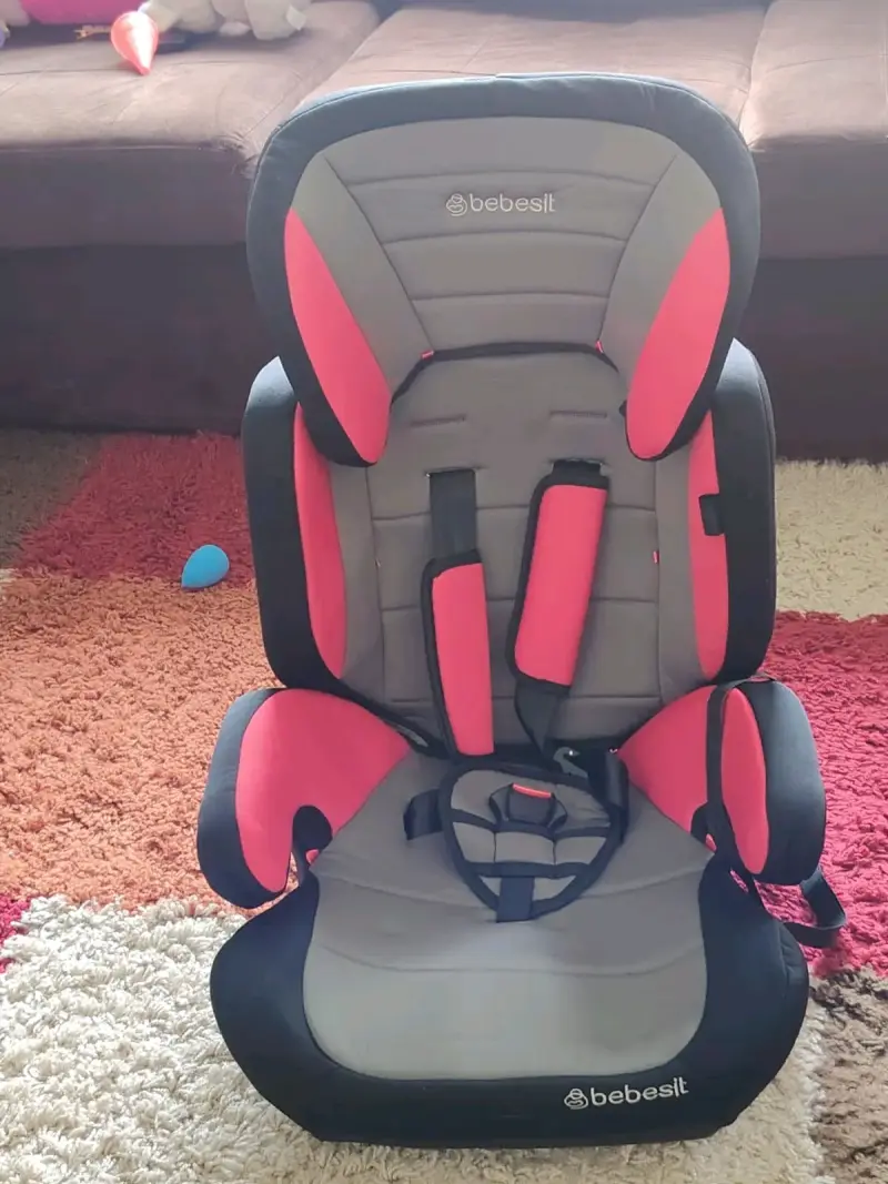 Silla de auto Bebesit gris y rojo - 2