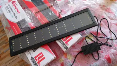 Luz LED Externa para Acuario Quanlong - miniatura 2