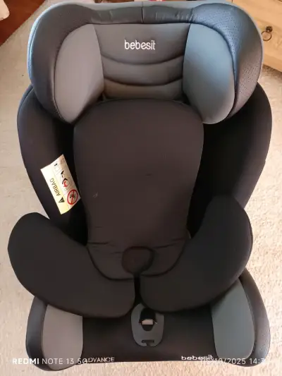 Silla de auto Bebesit negra - miniatura 1