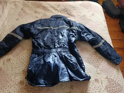 Traje de lluvia y chaqueta azul - miniatura 5
