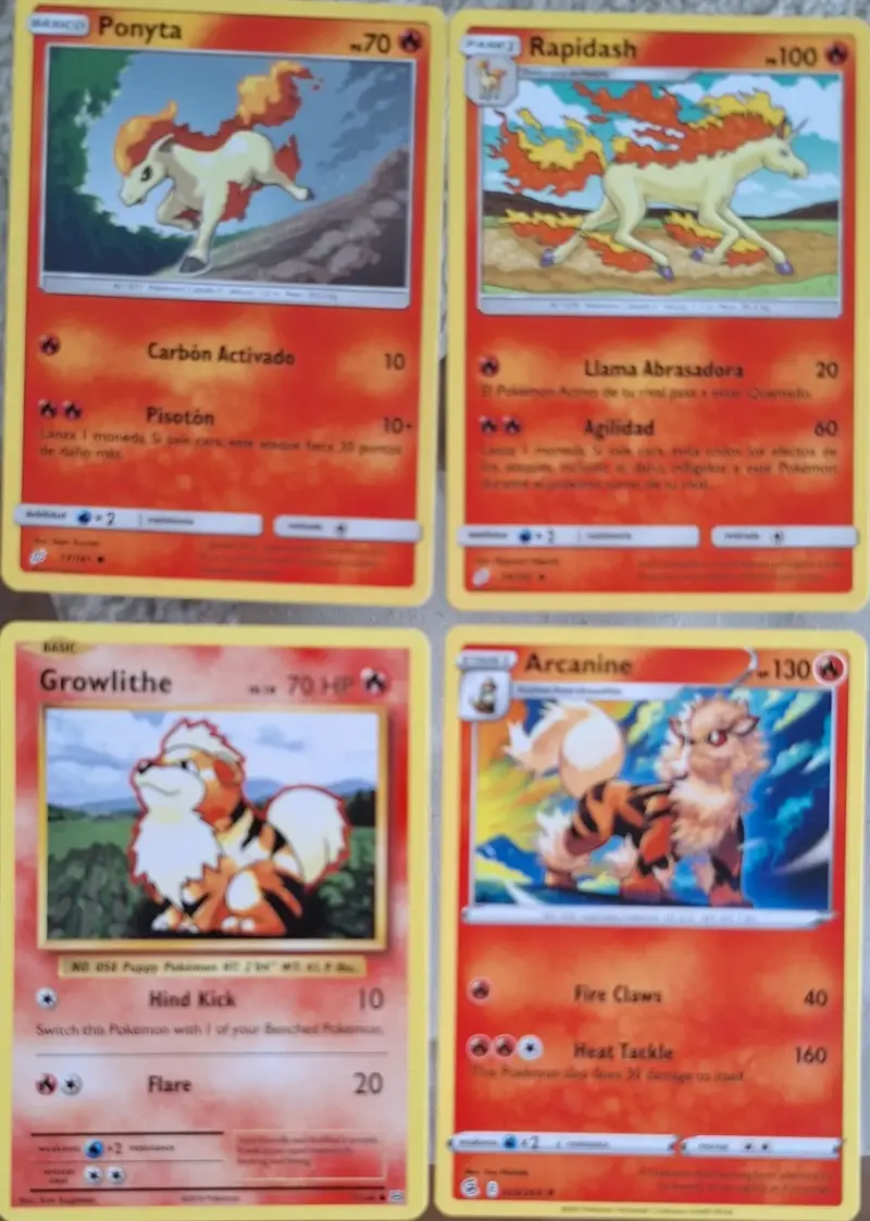 Set de cartas Pokémon básicas - 3