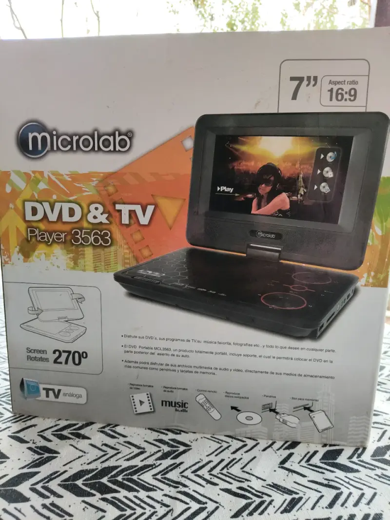 DVD y TV portátil Microlab 7 pulgadas