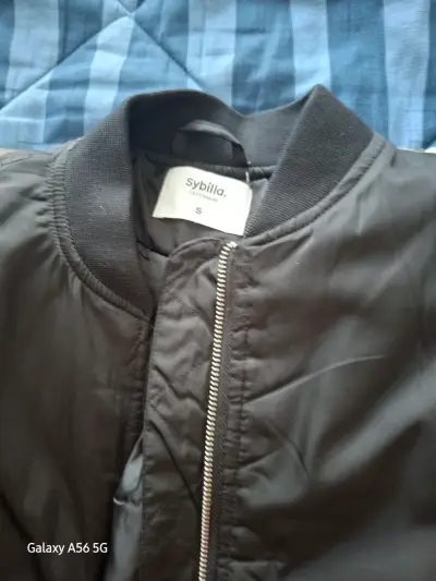 Chaqueta bomber negra - miniatura 2