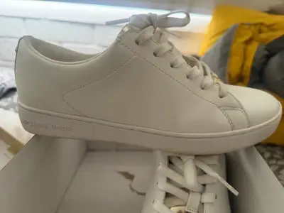 Zapatillas blancas Michael Kors - miniatura 1