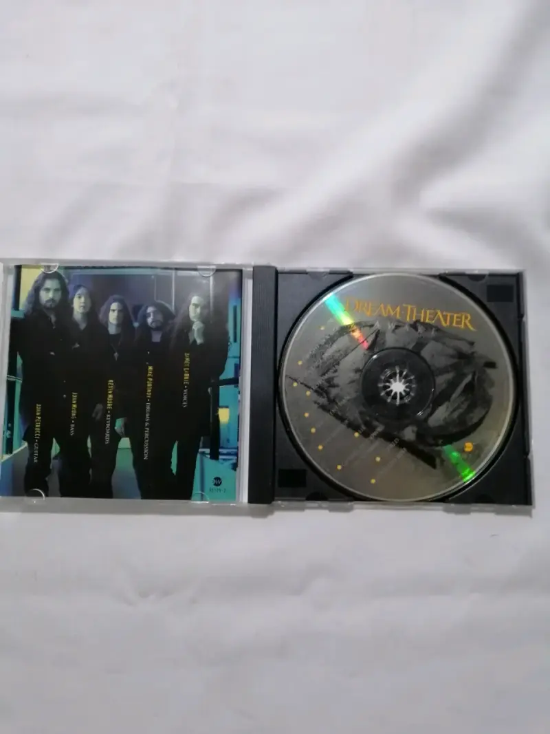CD Dream Theater Awake - 2