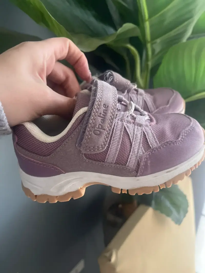 Zapatillas moradas de bebé - 1