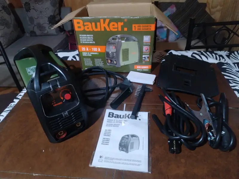Soldadora Inverter Bauker 160A - 3