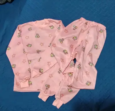 Pijama rosado infantil estampado talla 10 - miniatura 1