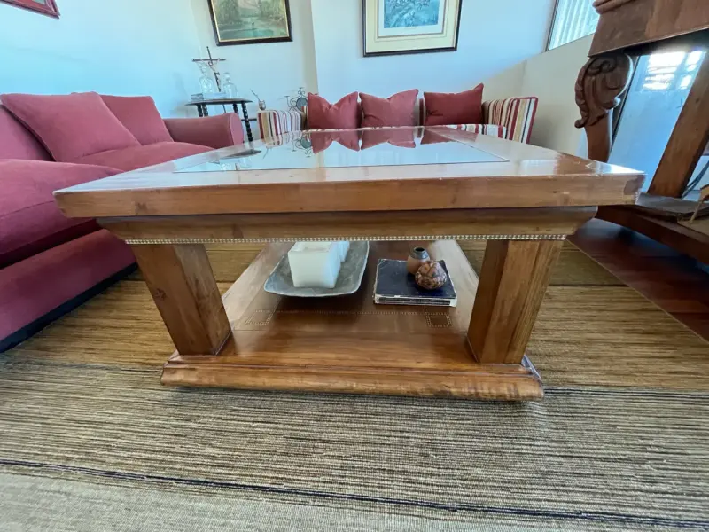 Mesa de centro de madera y vidrio - 3