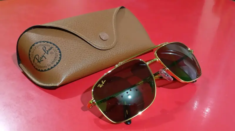 Lentes de sol Ray-Ban dorados - 1