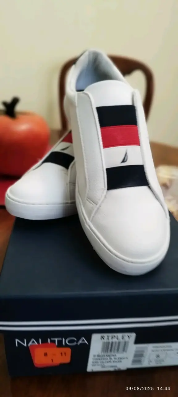 Zapatillas blancas Nautica