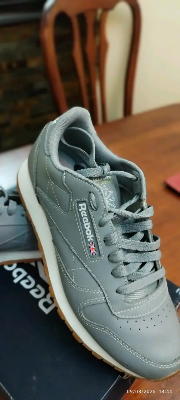 Zapatillas Reebok grises