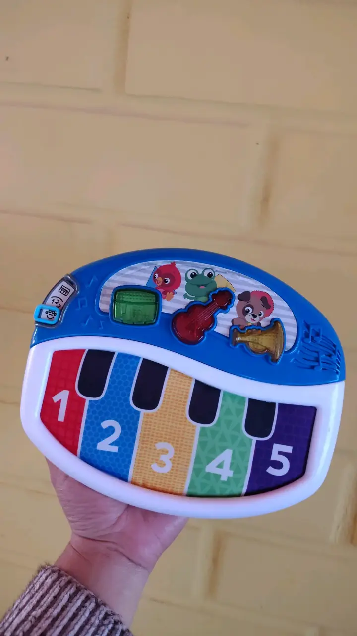 Piano musical infantil colores