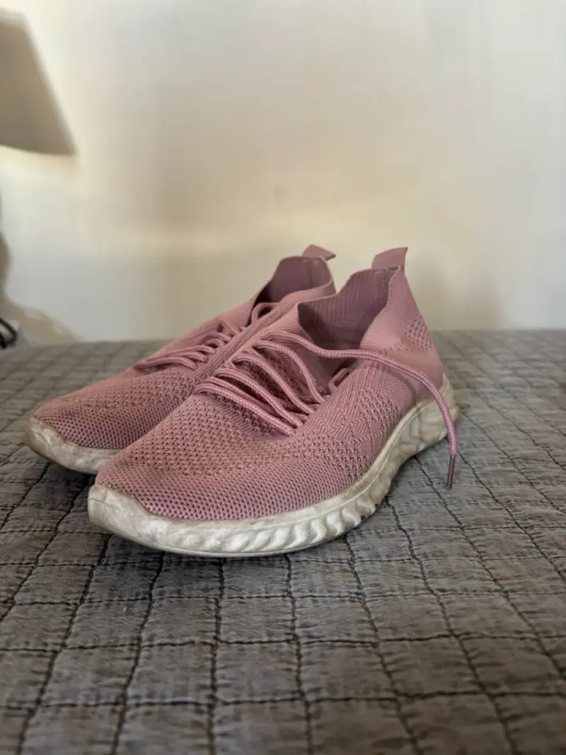 Zapatillas rosas deportivas
