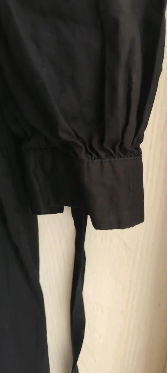 Vestido negro con flores - 4