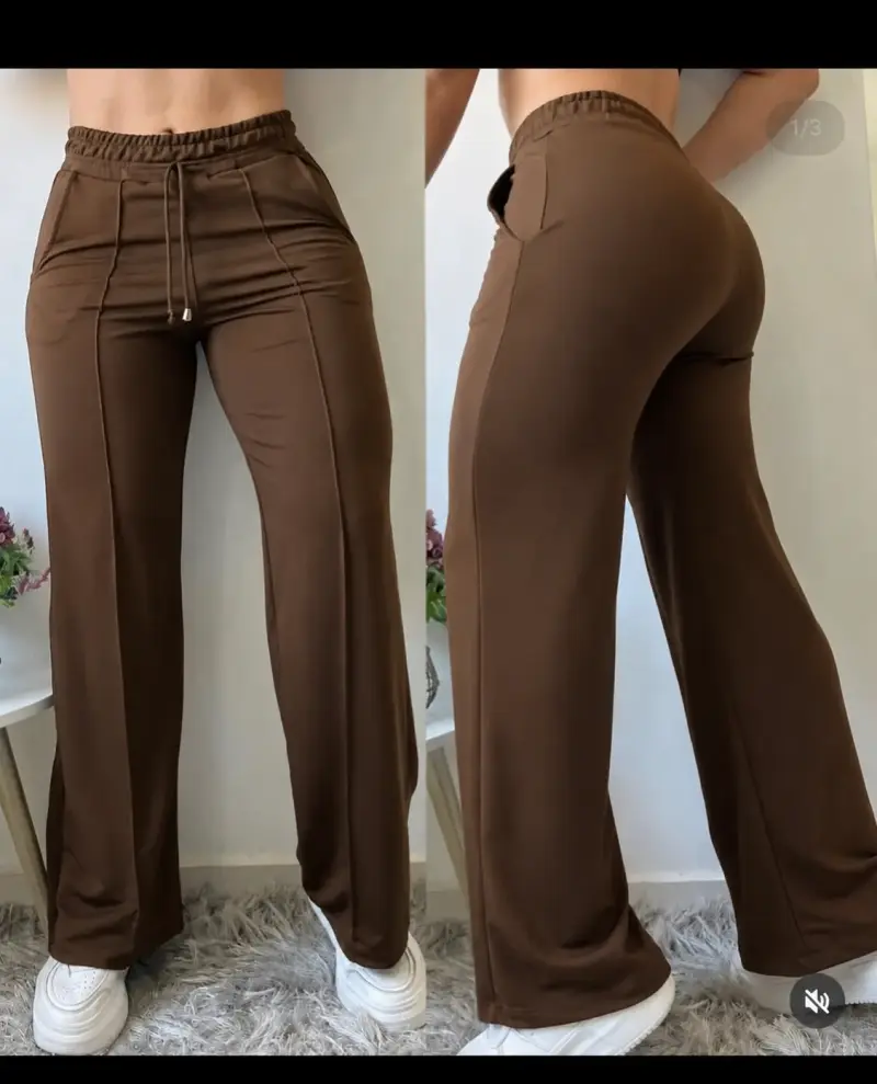 Pantalones marrones de tiro alto