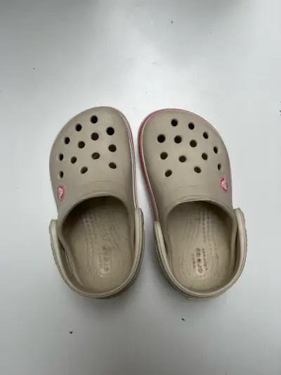 Sandalias Crocs beige unisex - miniatura 4