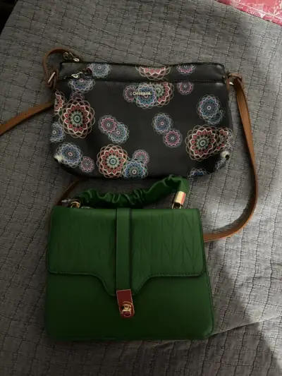 Carteras y mochilas - miniatura 1