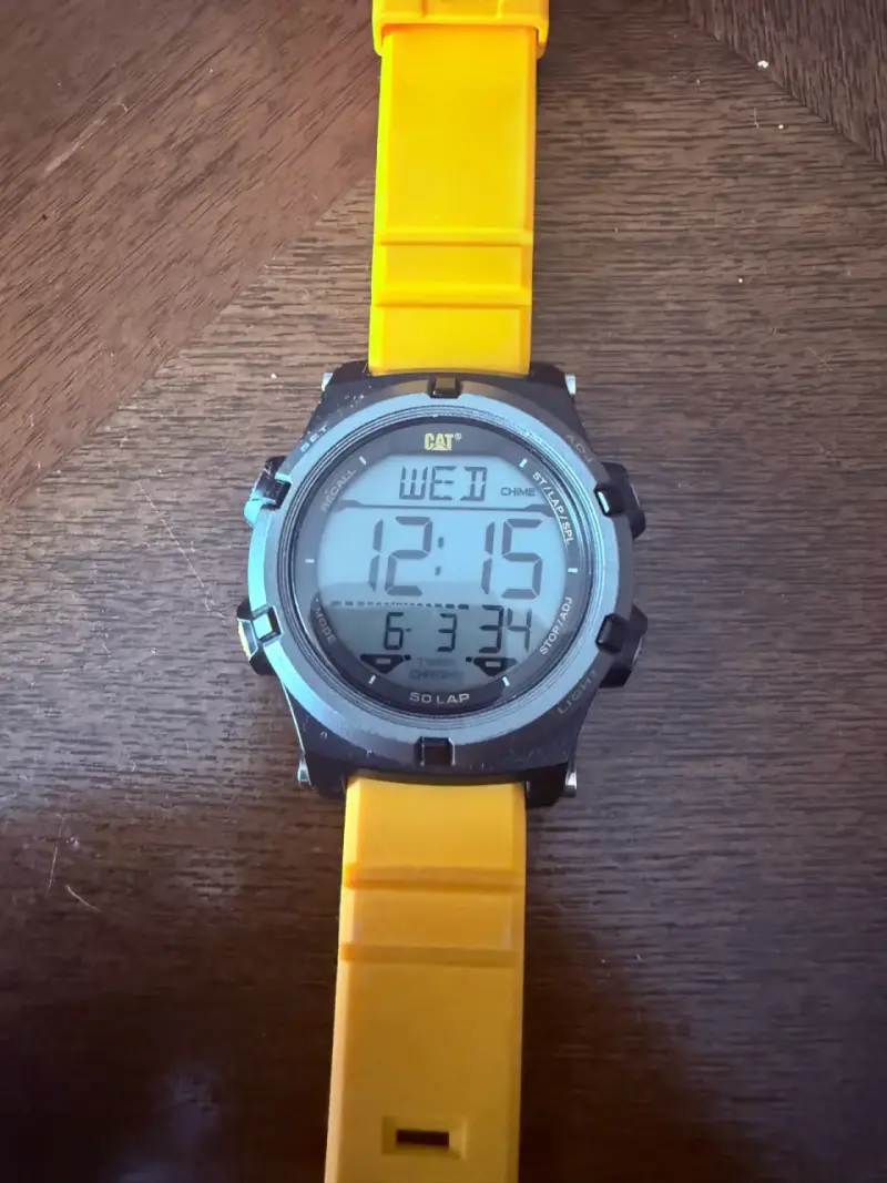Reloj digital CAT amarillo - 3