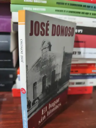 Libro 'El lugar sin límites' José Donoso - miniatura 2