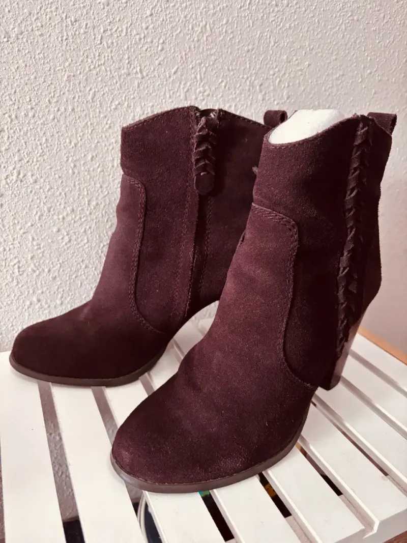 Botines marrones de gamuza - 1