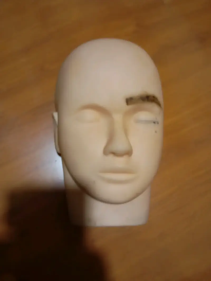 Cabeza de maniquí para práctica