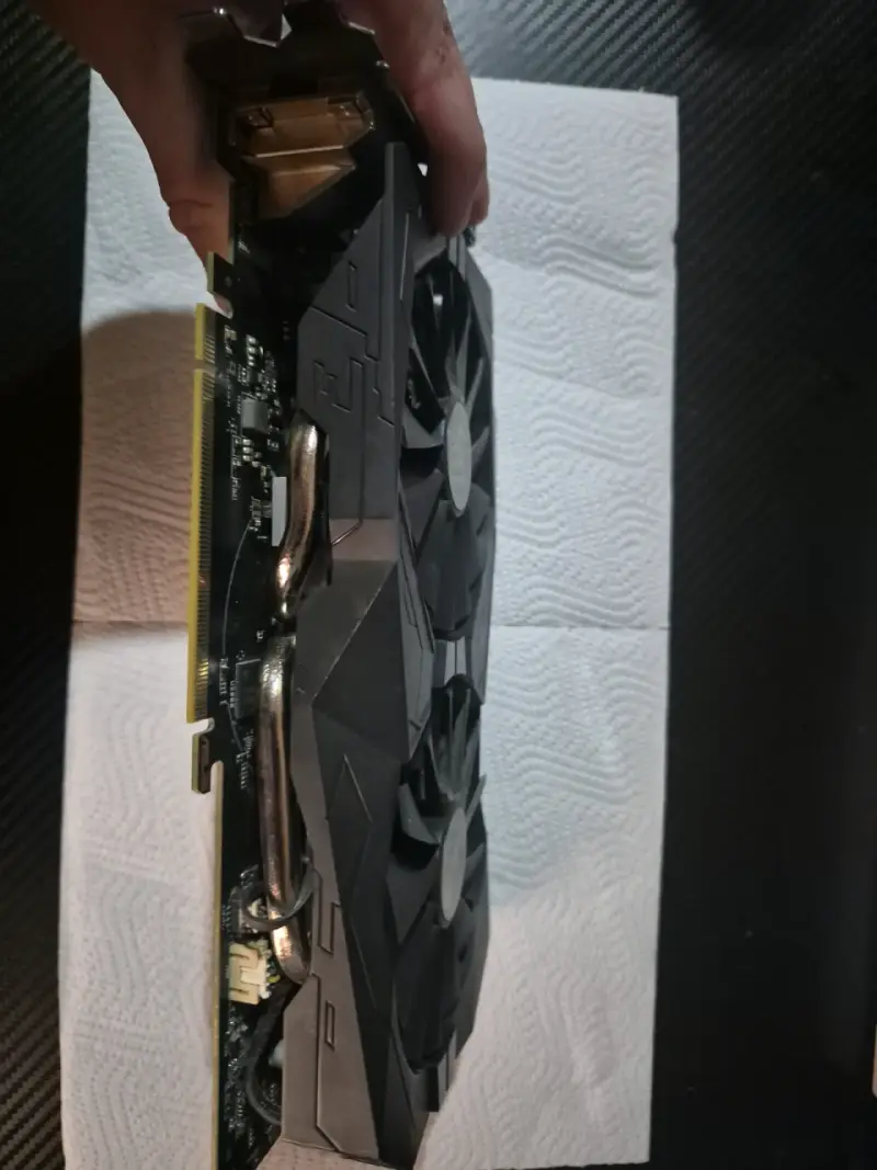 Tarjeta gráfica ASUS rx570 8gb usada - 3