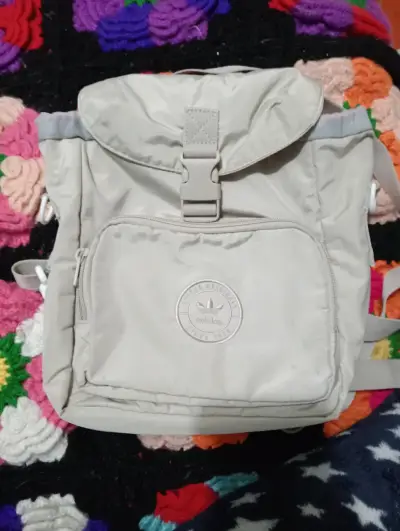Mochila beige Adidas Originals - miniatura 1
