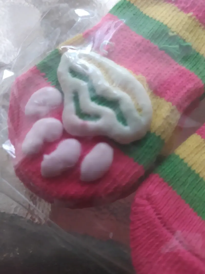 Calcetines antideslizantes para mascotas - 4