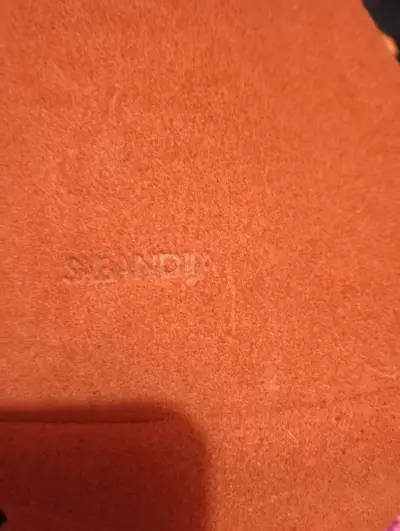 Bolso tipo mochila naranja - miniatura 3