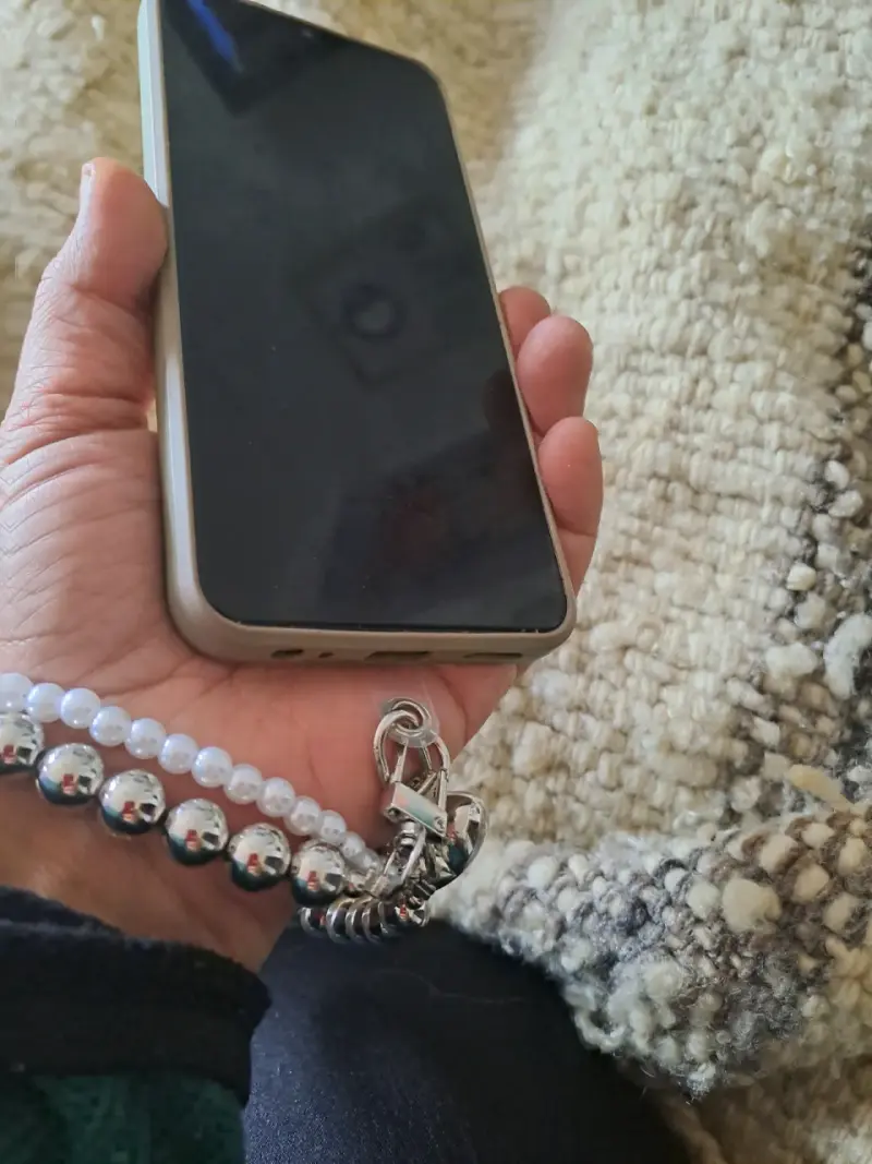 Pulsera de perlas y esferas para celular - 4