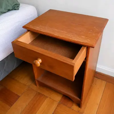 Velador de madera con cajón - miniatura 2