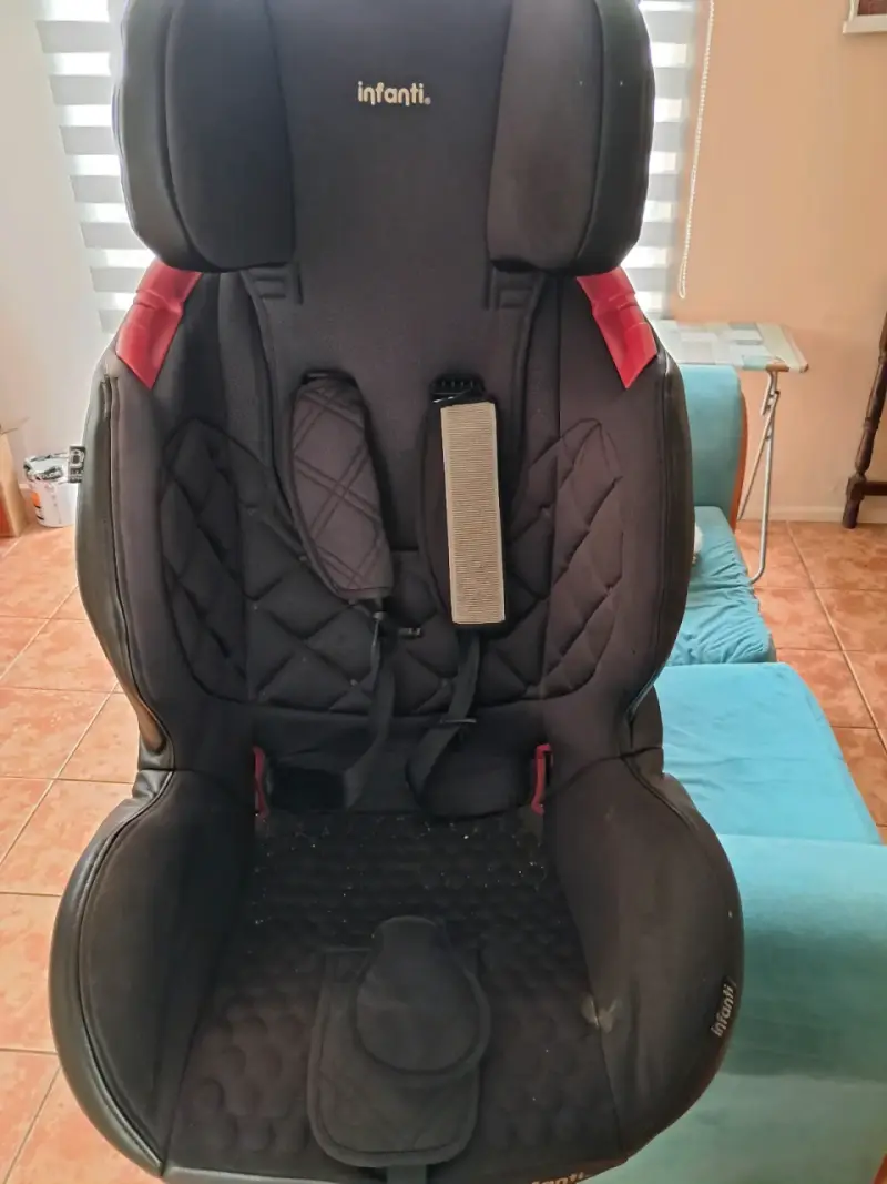 Silla de auto Infanti negra - 1