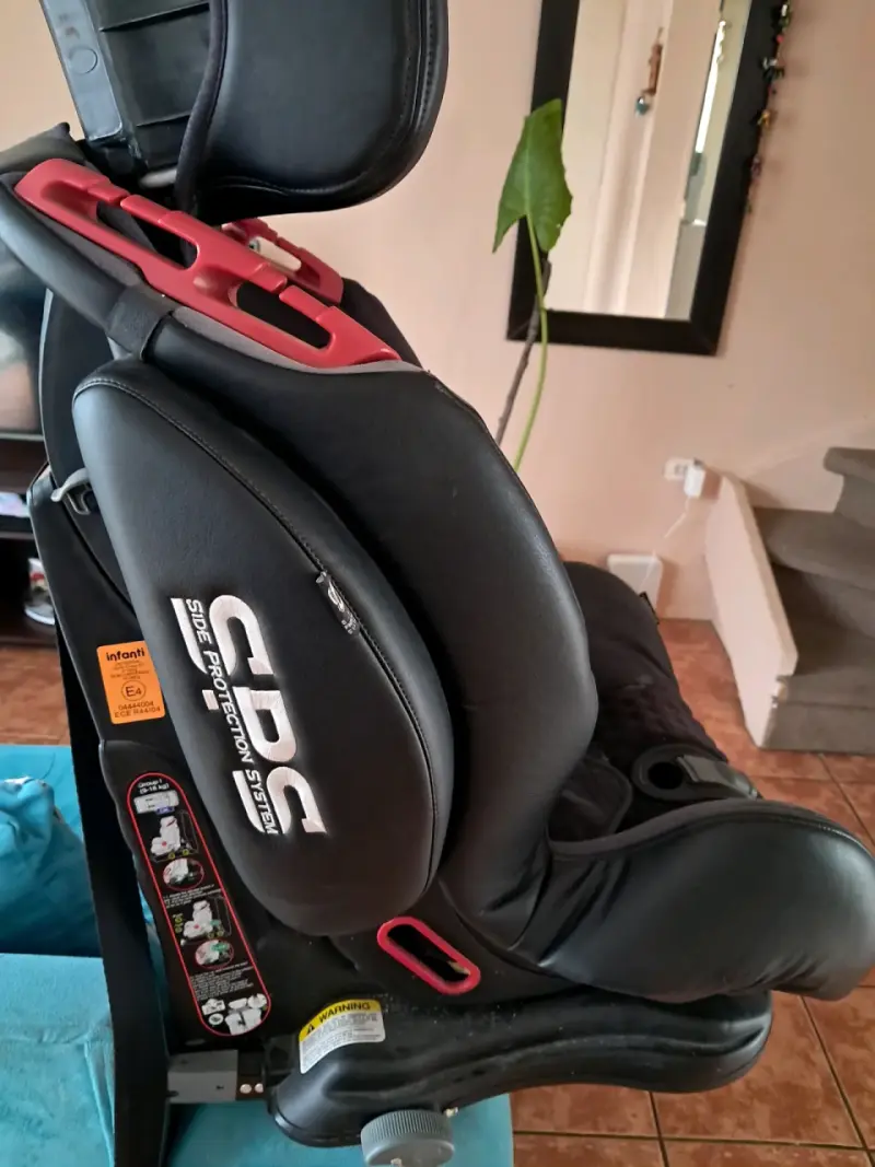 Silla de auto Infanti negra - 4