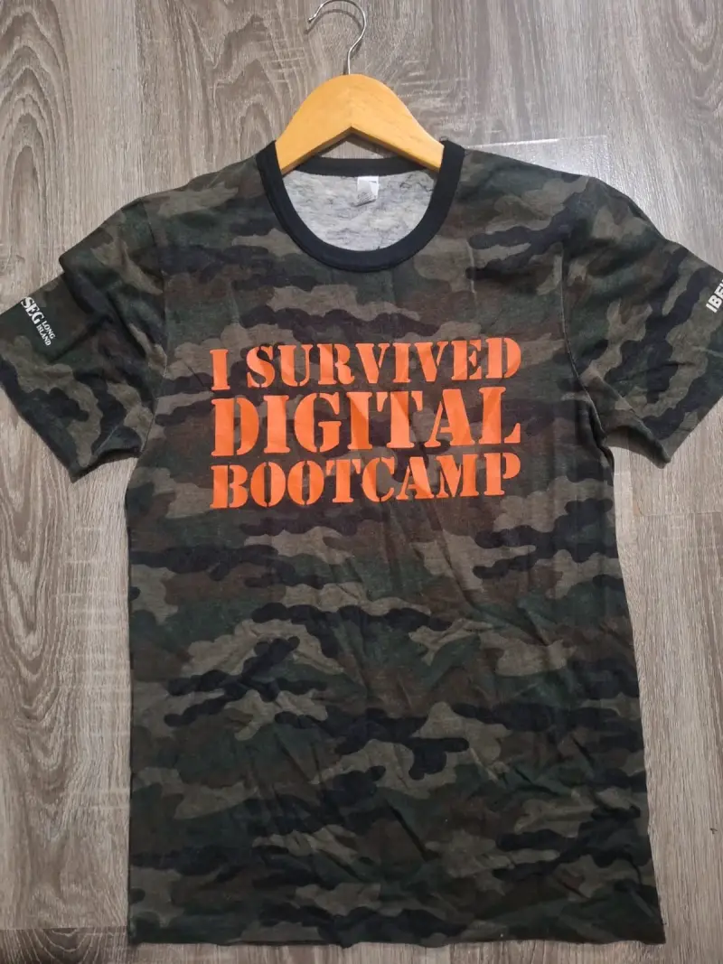 Lote de Poleras con Estampado – Talla S - 1