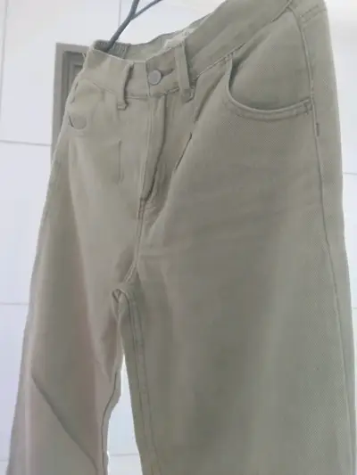 Pantalón verde caqui mujer - miniatura 1