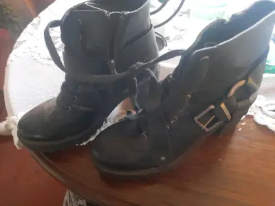 Zapatos negros de cuero - miniatura 4